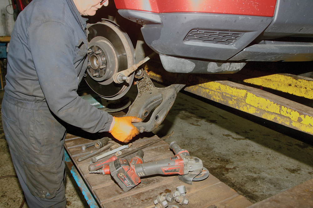 Suspension Lower Arm Replacement