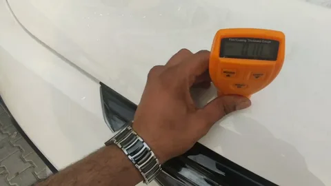digital and pen style car paint tester devices comparison